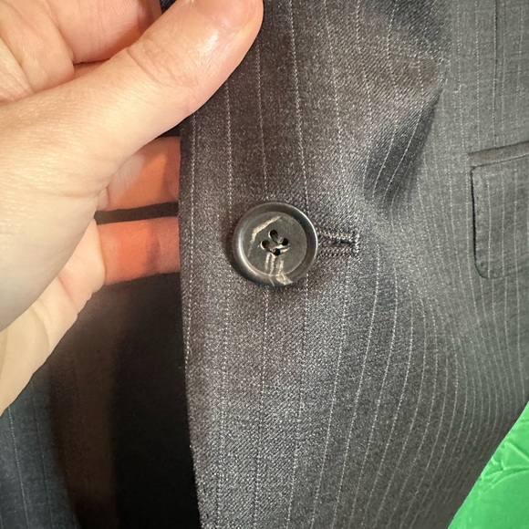 SAMUELSOHN $1200 Super 130s wool pinstriped blazer jacket - Picture 4 of 12